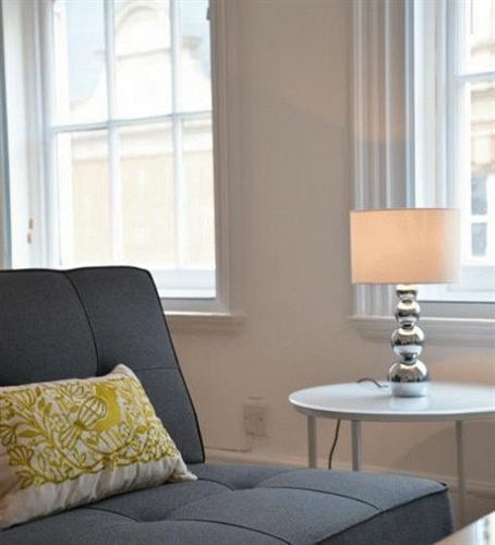 West End One Apartments Londen Buitenkant foto
